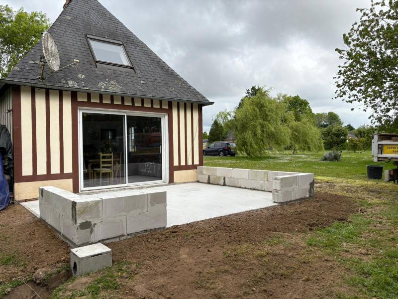 Fondations & dalle béton pour votre véranda, faites appel à Techni-Baie près de Cany-Barville 76