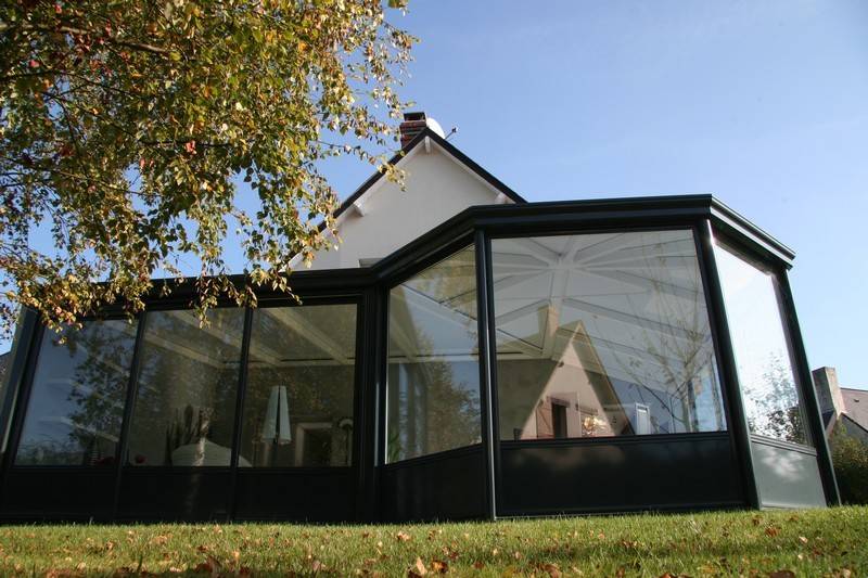 Entreprise spécialisée pour installer une véranda en aluminium proche de Rouen 76